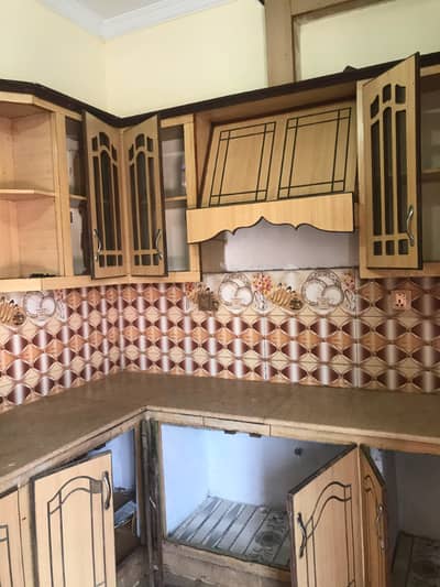 5 marla 2nd floor for rent