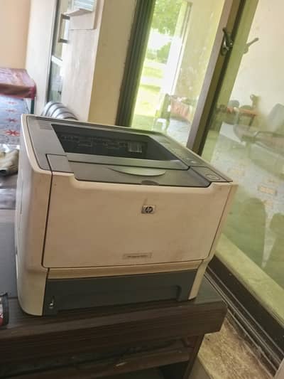HP laserjet printer 2015 new condition available from Chandni Chowk