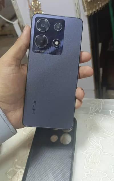Infinix Note 30