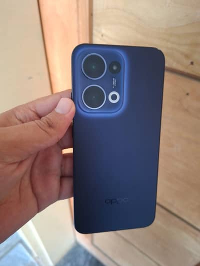 OPPO Reno13