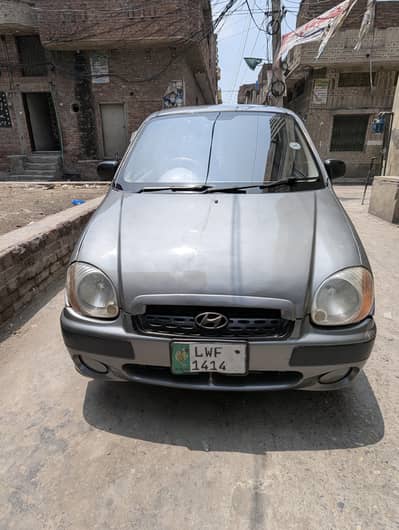 Hyundai Santro 2005 model neat and clean