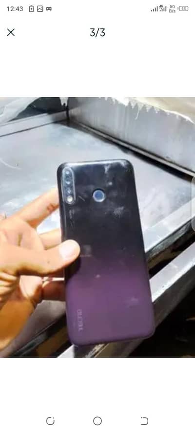Tecno Spark 4