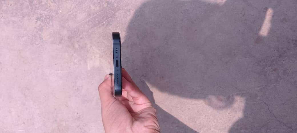 Apple iPhone 13 3