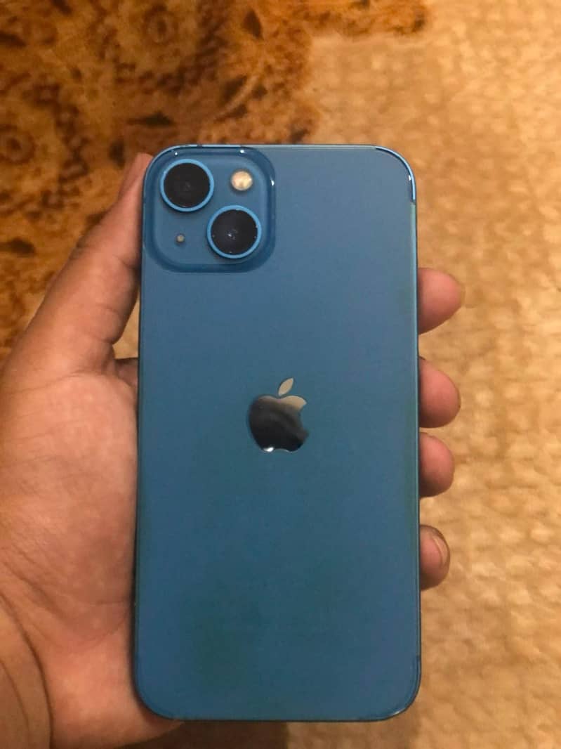 Apple iPhone 13 7