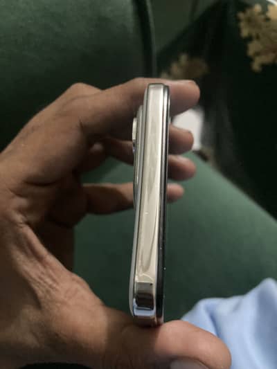 Vivo Y29