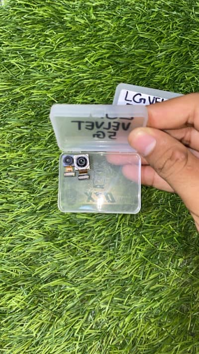 LG velvet back an font camera available