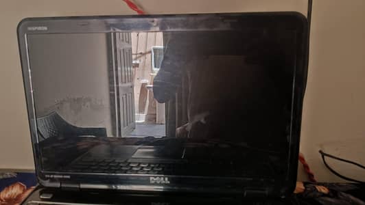 Inspiron N5110 core i7 2nd generation 4gb 320gb