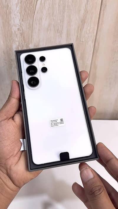 Samsung Mobile S25 Ultra