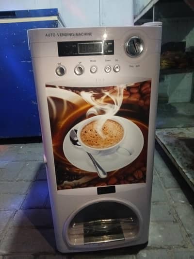 Auto Coffee Vending Machine - Good Working Condition