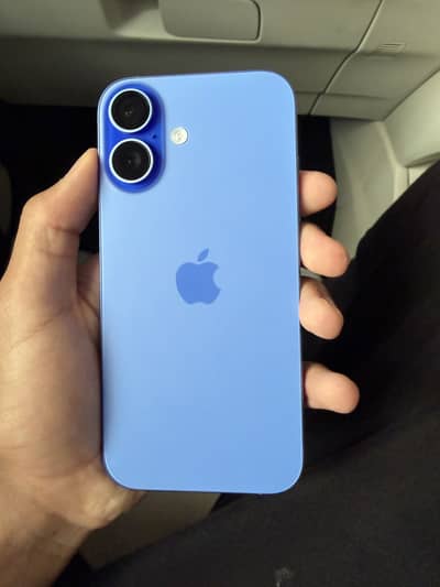 Apple iPhone 16