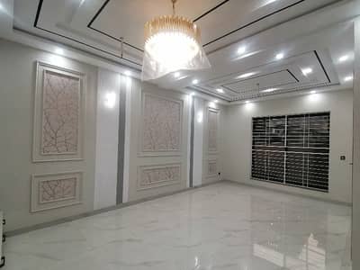 Prime Location 5 Marla House For Rent In Park View City Park View City