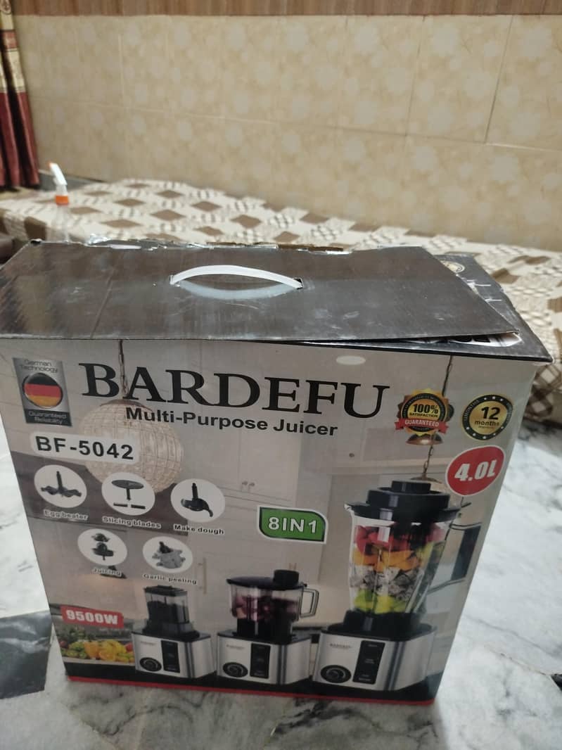 یہ ایک عادت جوسر ہے بالکل نیو جوسر ہے میں بیچنا چاہ رہا ہوں 0