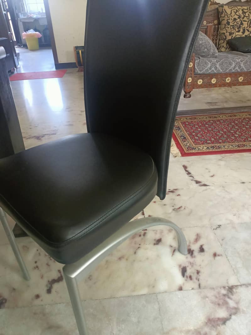 unique design table 4