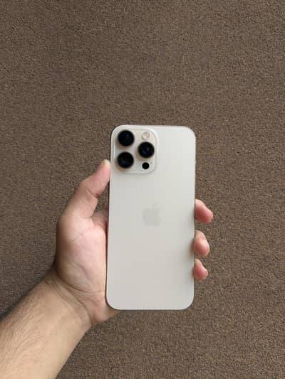 iPhone 16 Pro Max