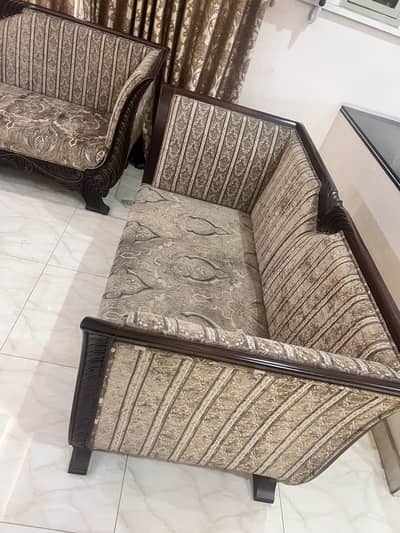 Pure wood made sofa. 3 2 1 1