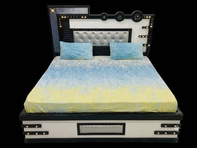 King size bed