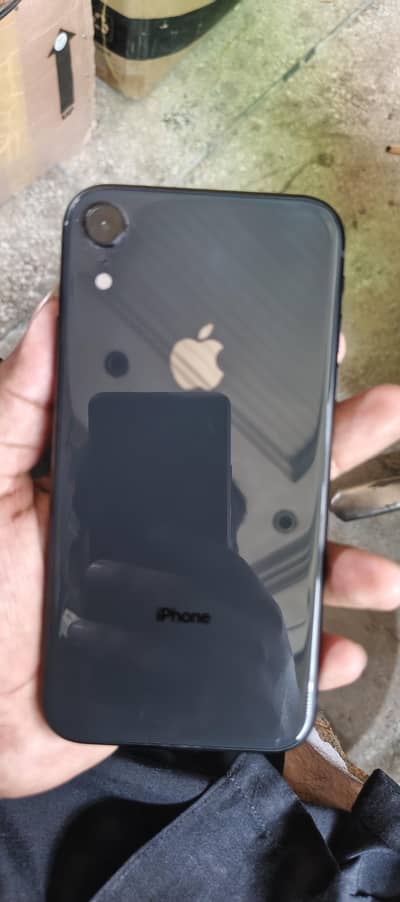 Apple iPhone XR fresh condition battery 89% apple I'd lock