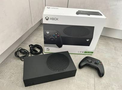Xbox Series S (1TB) Carbon Black (Like New)