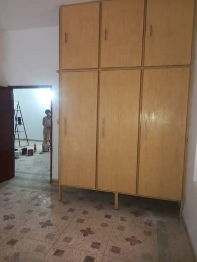 Nargis block allama iqbal town 5 marla lower portion seprate for rent