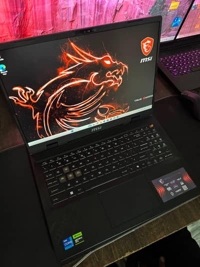4070MSI Crosshair 16 HX Core i7-14650HX RTX 4070 16GB RAM 1TB SSD