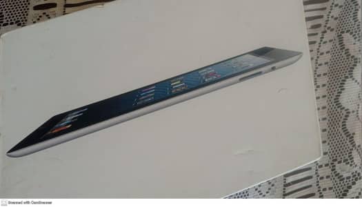 Apple iPad 4 16GB Wi-Fi | Smooth & Fully Functional