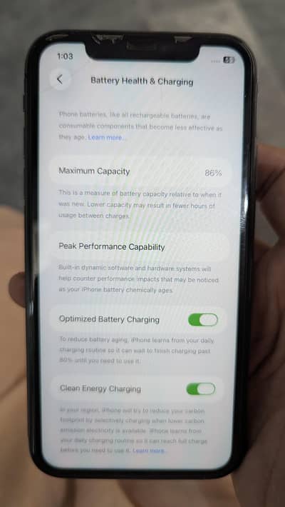 iphone 11 jv with box an chager