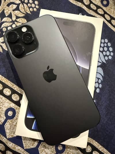 Apple iPhone 16 Pro Max