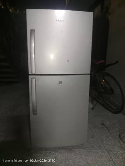 Haier double door fridge in excellent condition