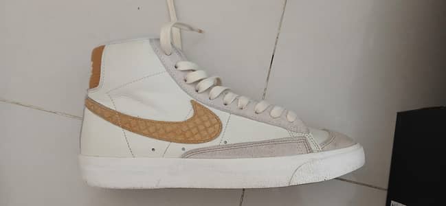 Nike Blazer's 77' (Waffle Edition)