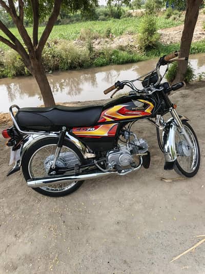 Honda CD70 model 2025/2026