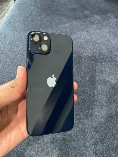 Apple iPhone 13