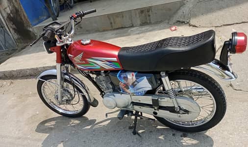 Honda 125 10/10 condition