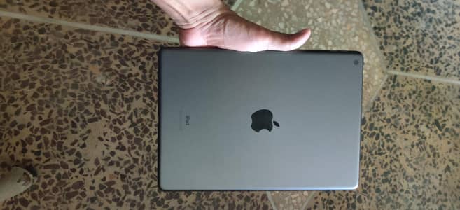 Apple ipad 9th generation 64gb 10/10