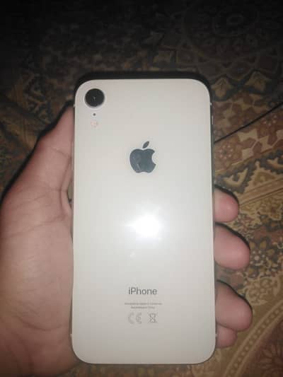Apple iPhone XR
