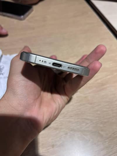 Apple iPhone 15 Pro
