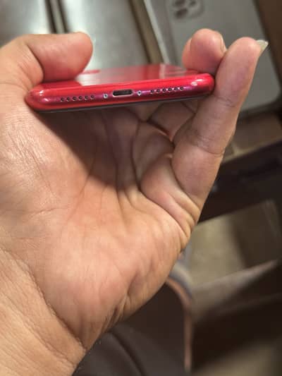 I phone 11 128 water pack