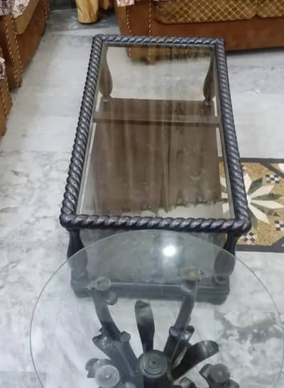 centre table which site table chinnoti style