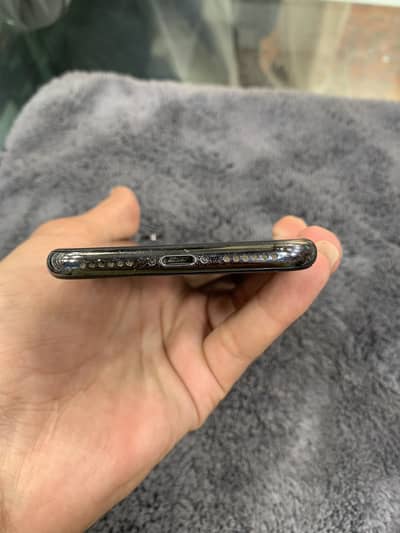 Apple iPhone X