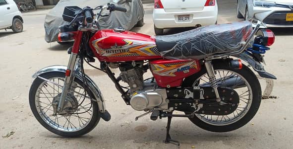 UNIQUE 125 2025 END IN BRAND NEW CONDITION