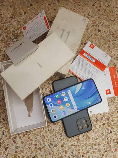 Xiaomi Mi 11 Lite  Double official PTA  Approve  6gp +2 gp 128 gp