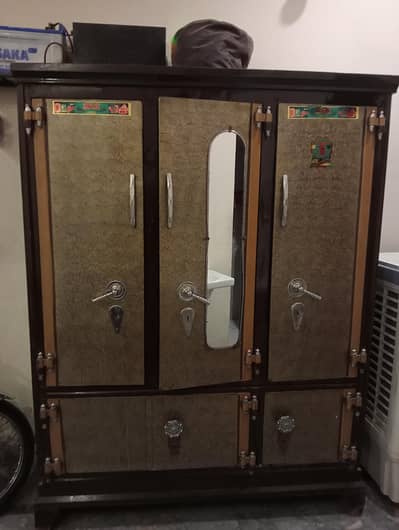 4 Door Wooden Wardrobe