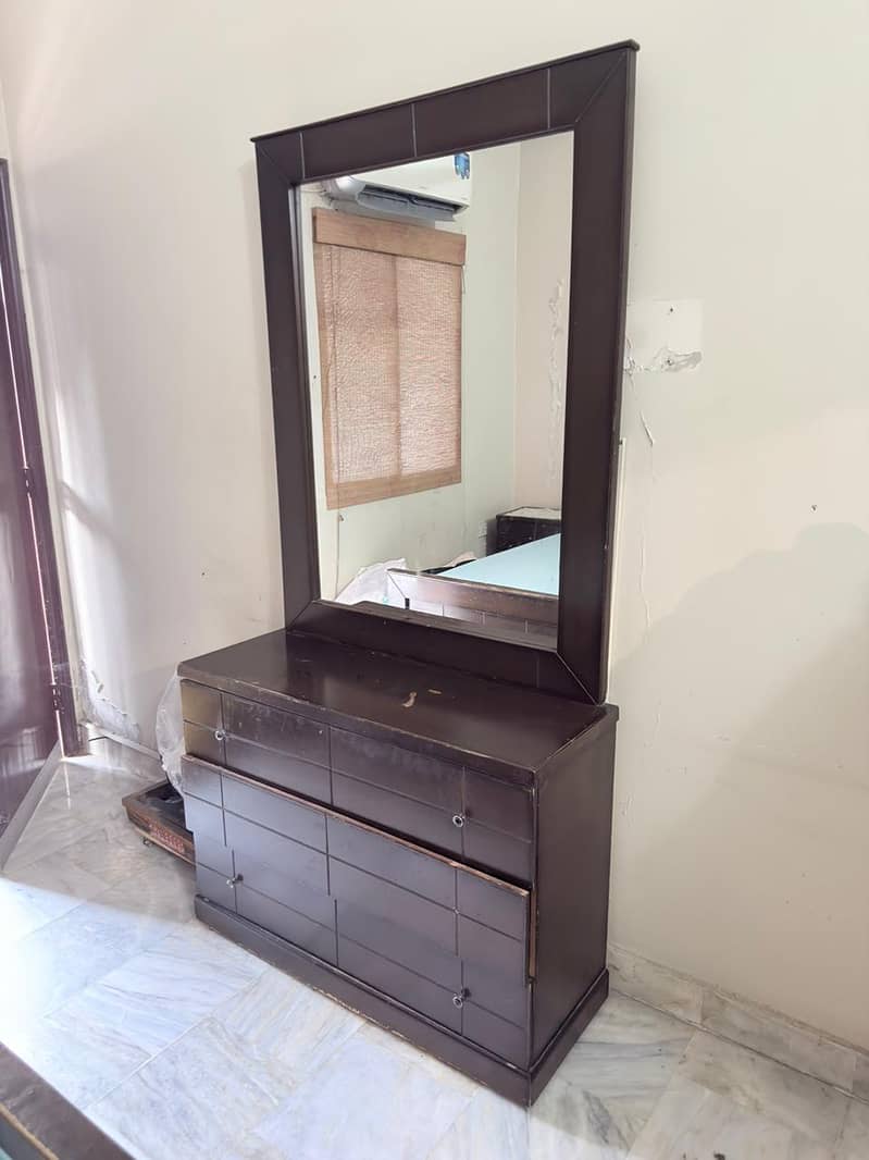Bed , Wooden Bed , Complete Set , Solid bed , Bed side table 1