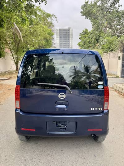 Nissan Otti 2012
