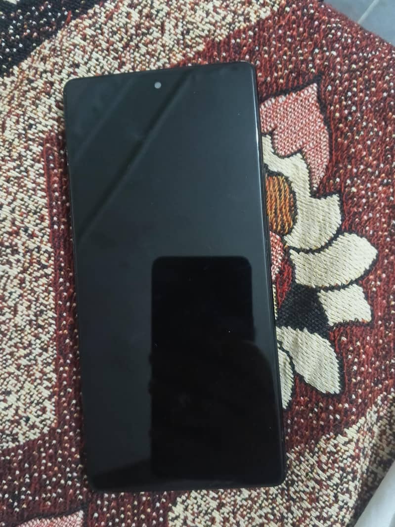 Google Pixel 6 4