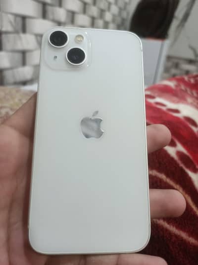 Apple iPhone 13