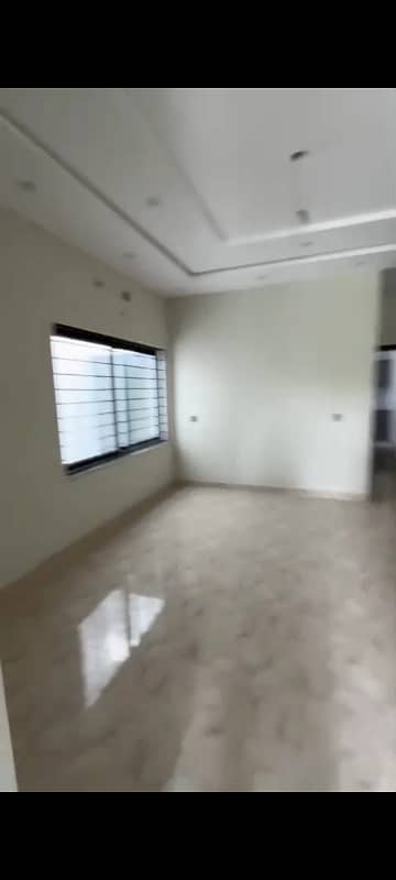 5 Marla Ground Floor for Rent in Edenabad