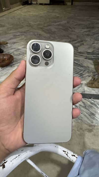 Apple iPhone 15 Pro Max