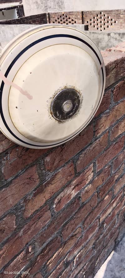 celling fan for sell 0-33-4 72-72-2-28