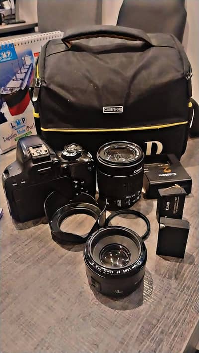 Canon 800 D with 18-55 and 50mm lens and 2 battery excellent condition