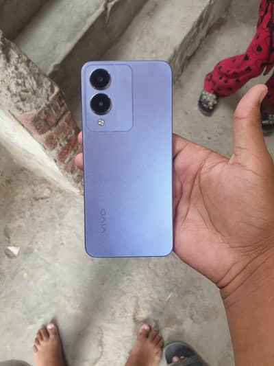 Vivo Y17s